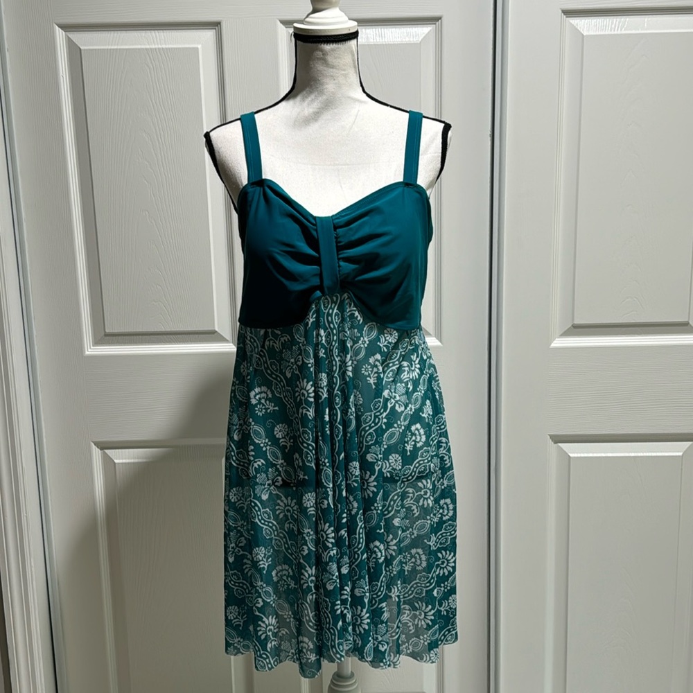 NWT Bloomchic Swimdress no attached panty